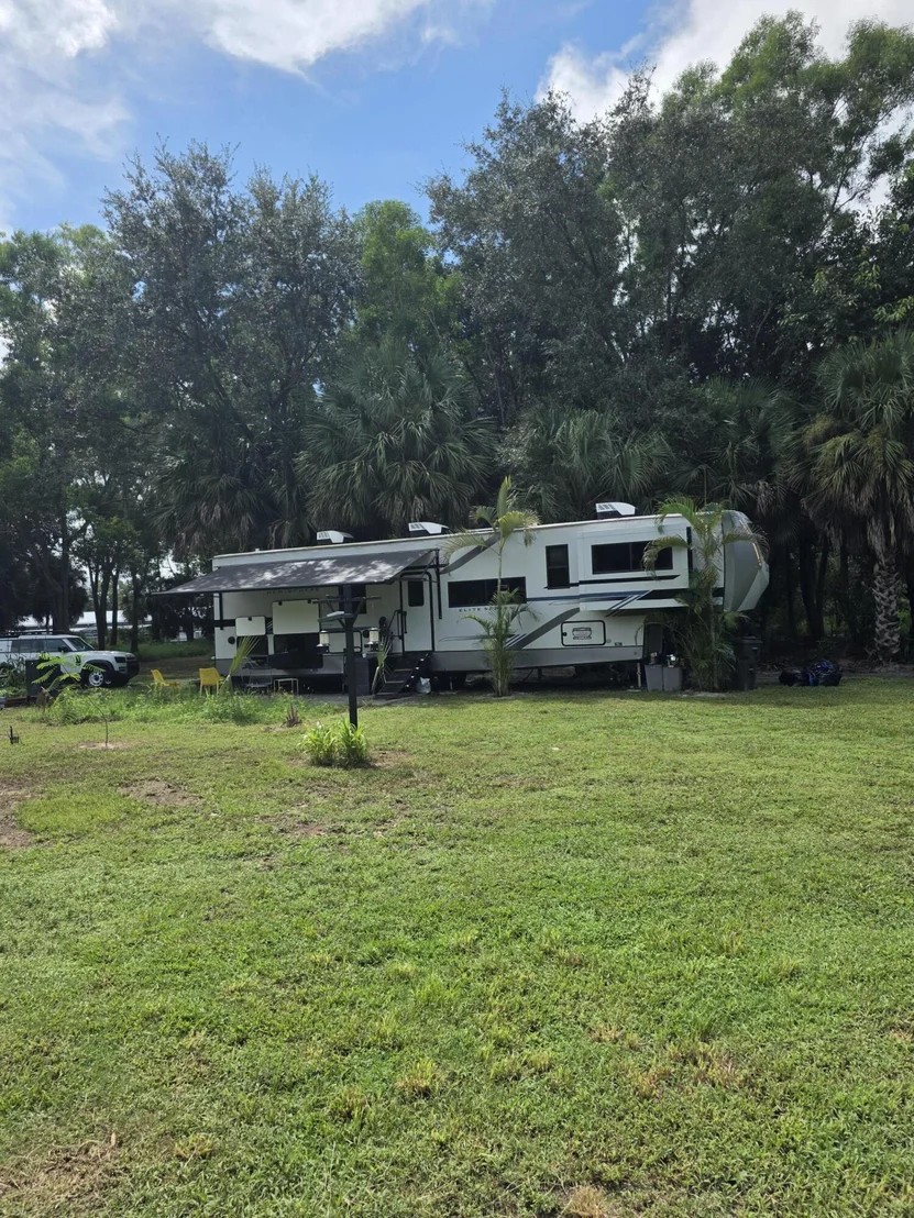 Photo of 930 RAMBLING DRIVE Circle