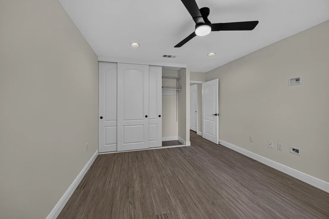 Photo of 406 RIVER EDGE Road
