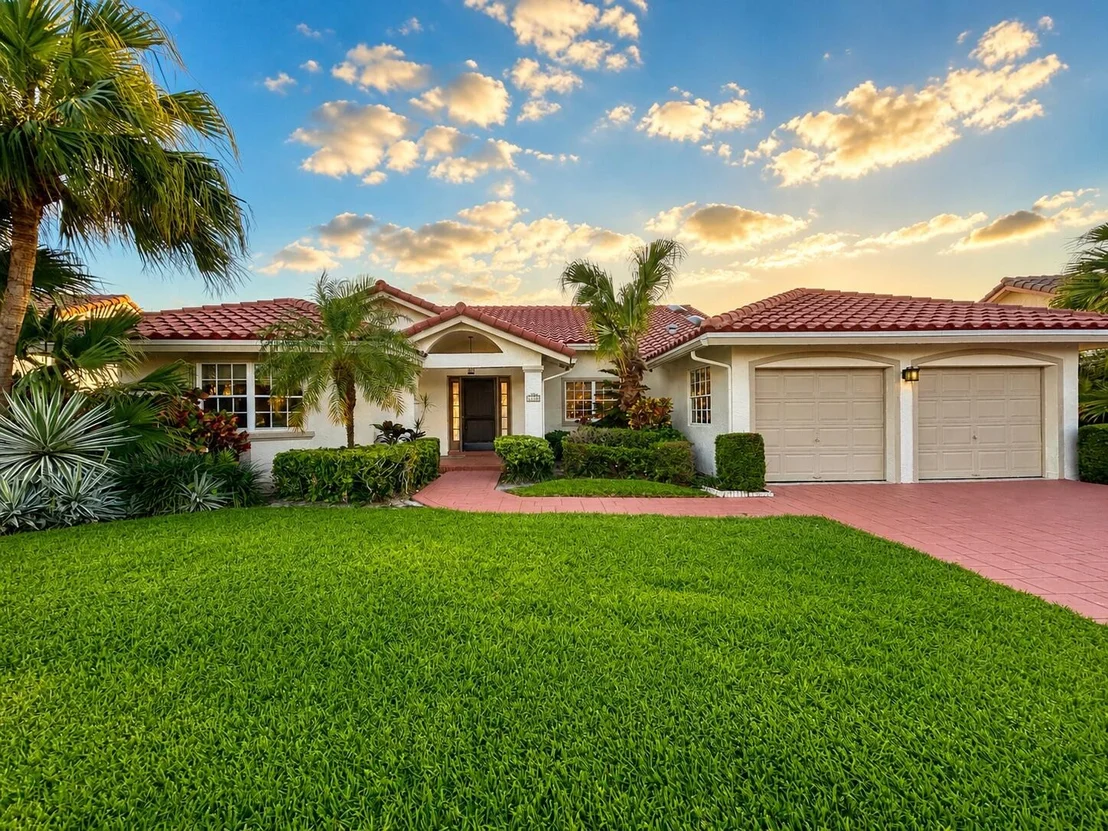 Photo of 6180 Golf Villas Drive