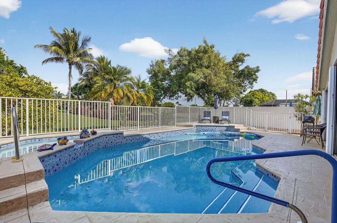 Photo of 11270 Clover Leaf Circle