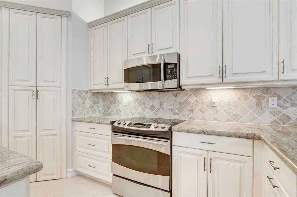 Photo of 9867 Bluefield Drive