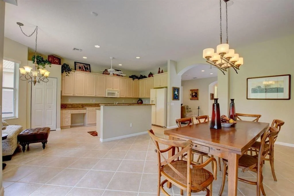 Photo of 7892 Charlemont Point
