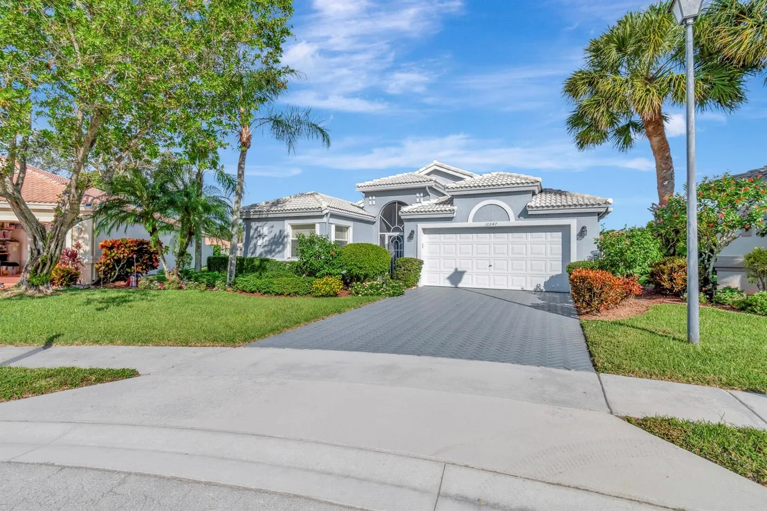Photo of 10847 Crystal Key Lane