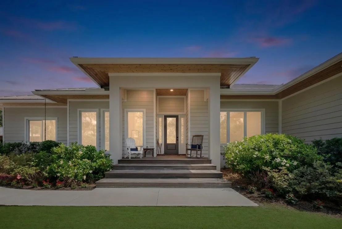 Photo of 9010 Valley Oak Place