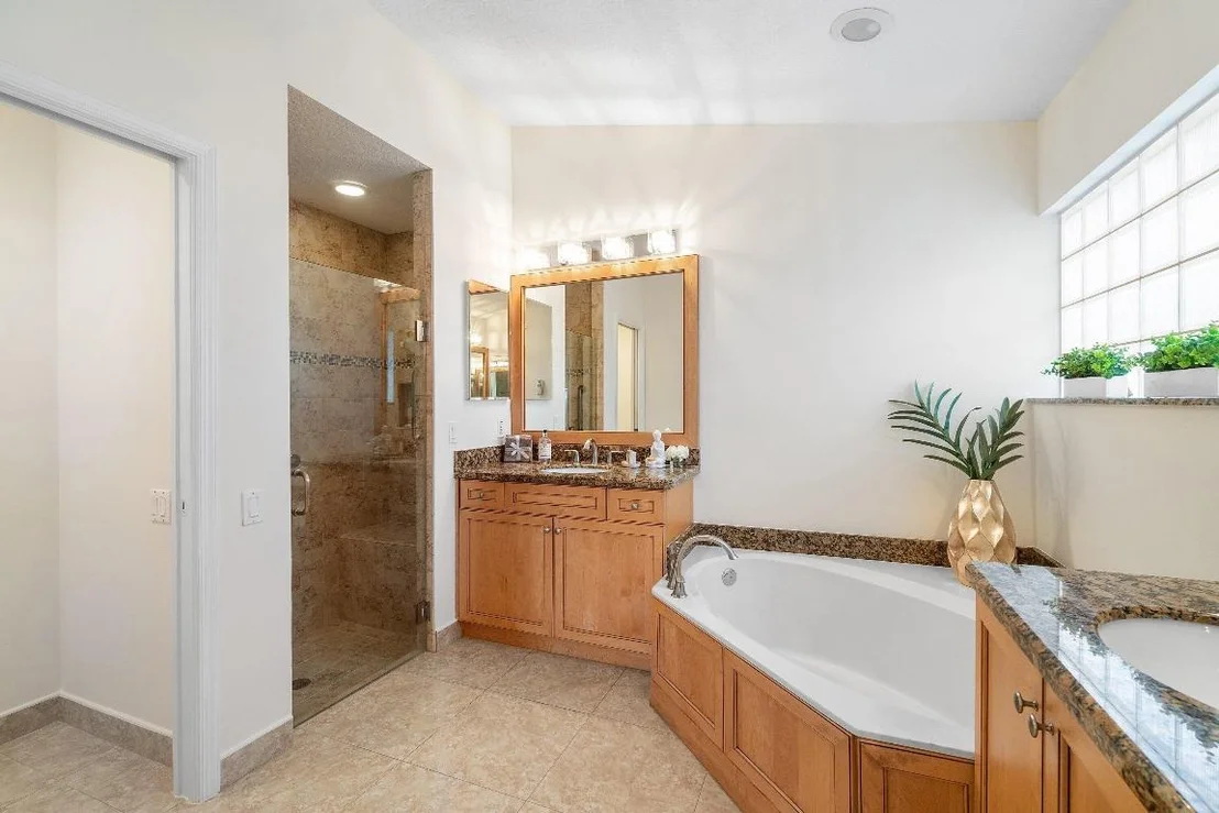 Photo of 6698 Sherbrook Drive