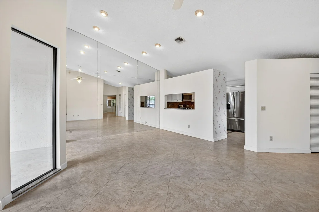 Photo of 8225 Cassia Drive