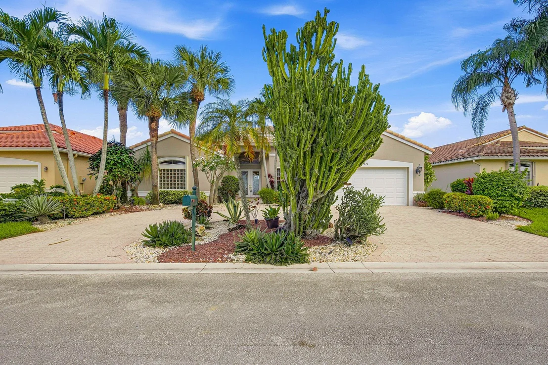 Photo of 9076 Taverna Way