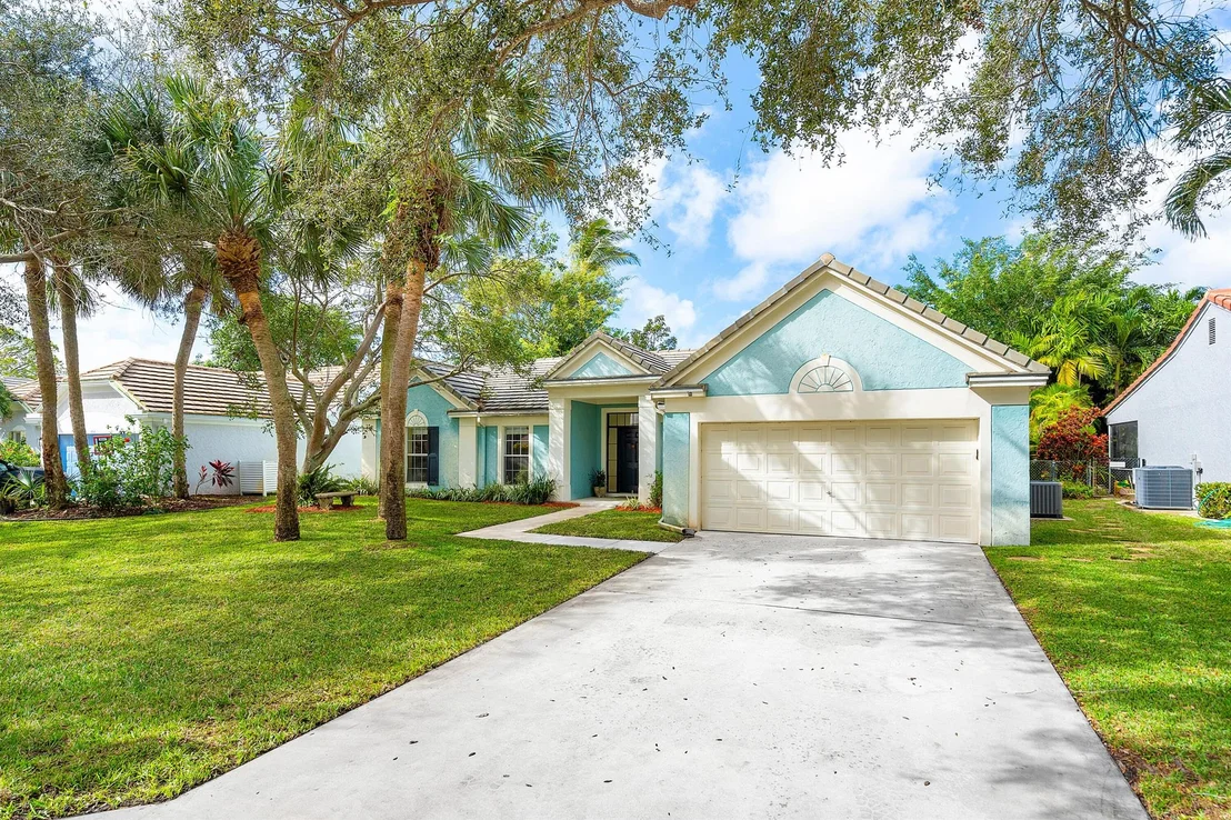 Photo of 1740 Park Tree Place