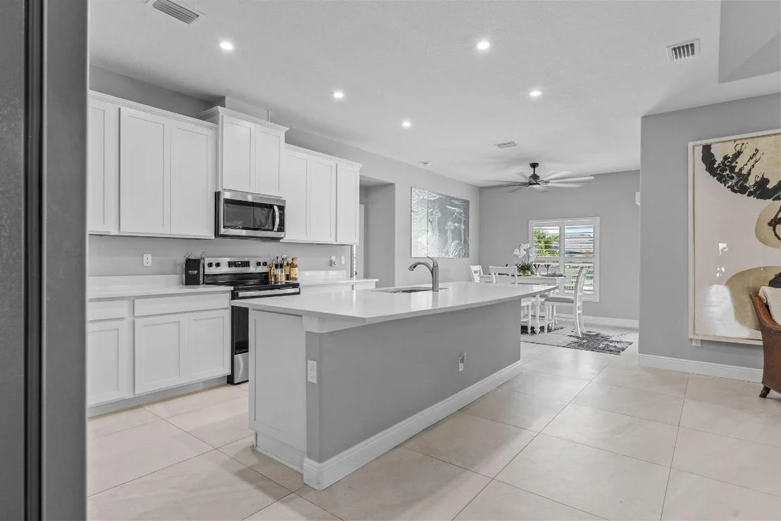 Photo of 6 52nd Square