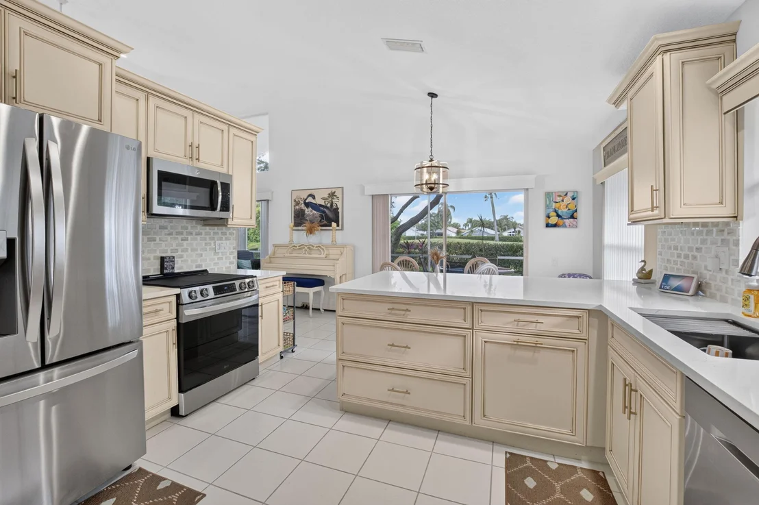 Photo of 6101 Hook Lane