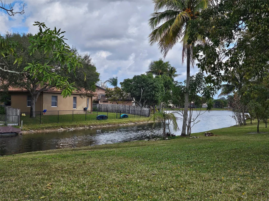 Photo of 197 NW 113th Way