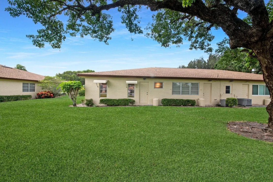 Photo of Unit D at 5220 Nesting Way