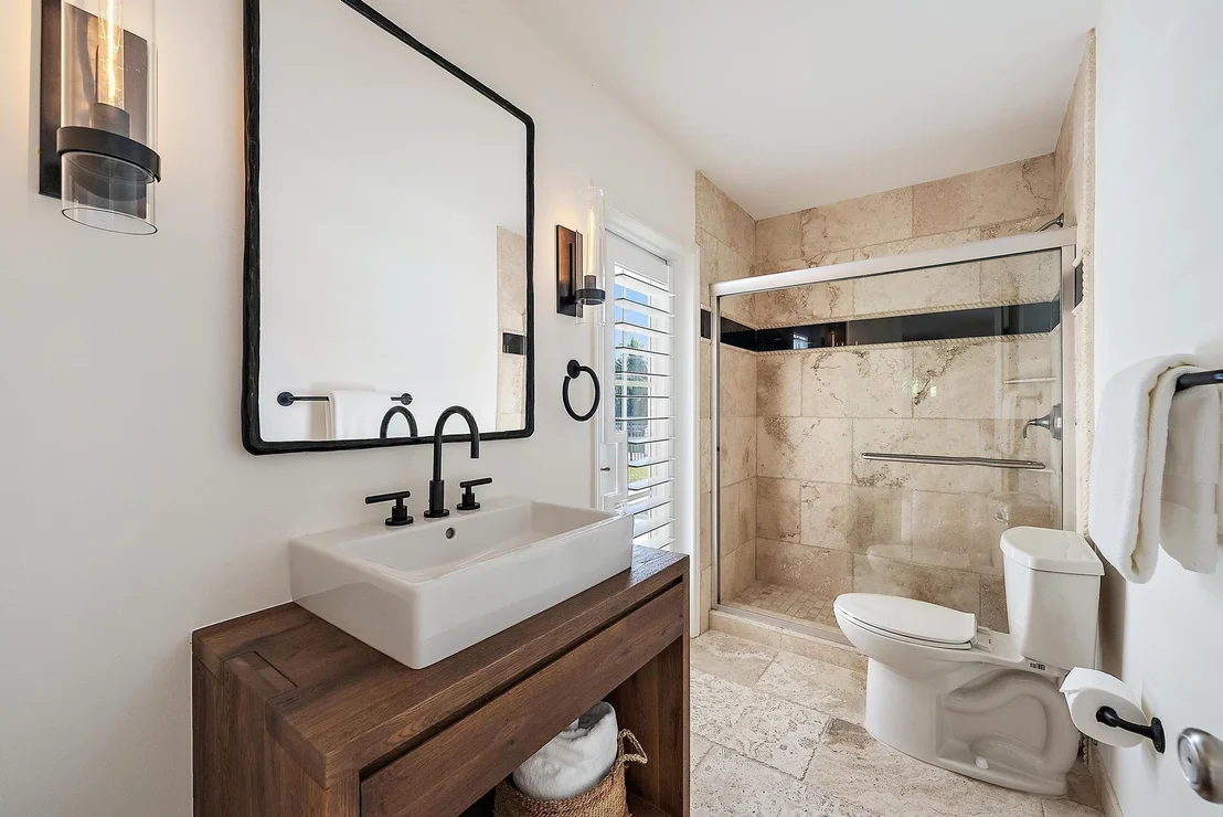Photo of 1051 Gulfstream Way