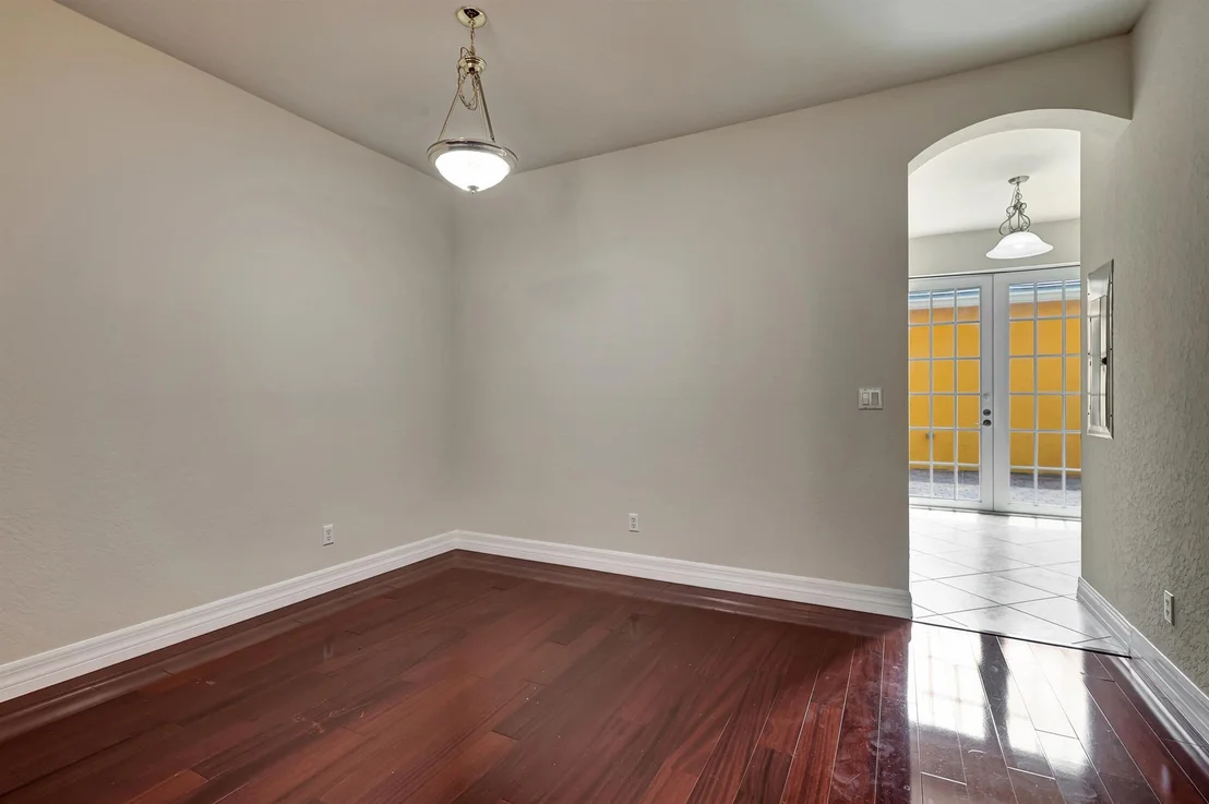 Photo of 143 Midleton Way