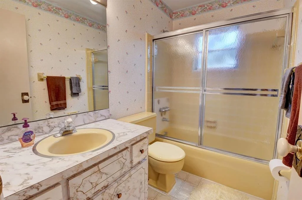 Photo of 1036 Coral Drive