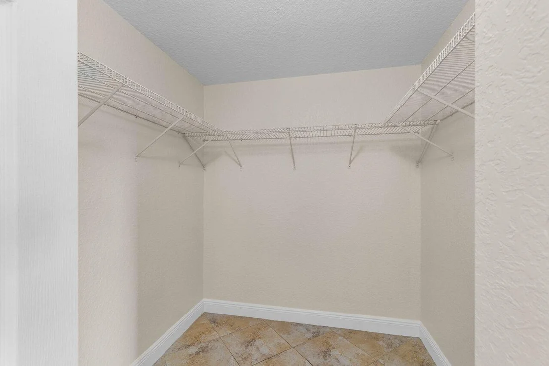 Photo of 348 Fleming Avenue