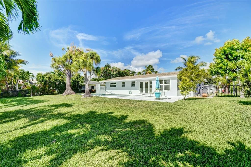 Photo of 3144 Chapel Hill Boulevard