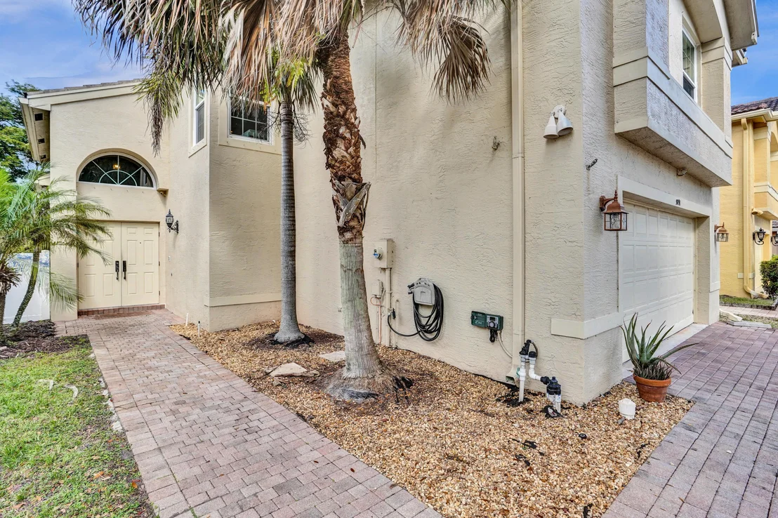 Photo of 5091 Starblaze Drive