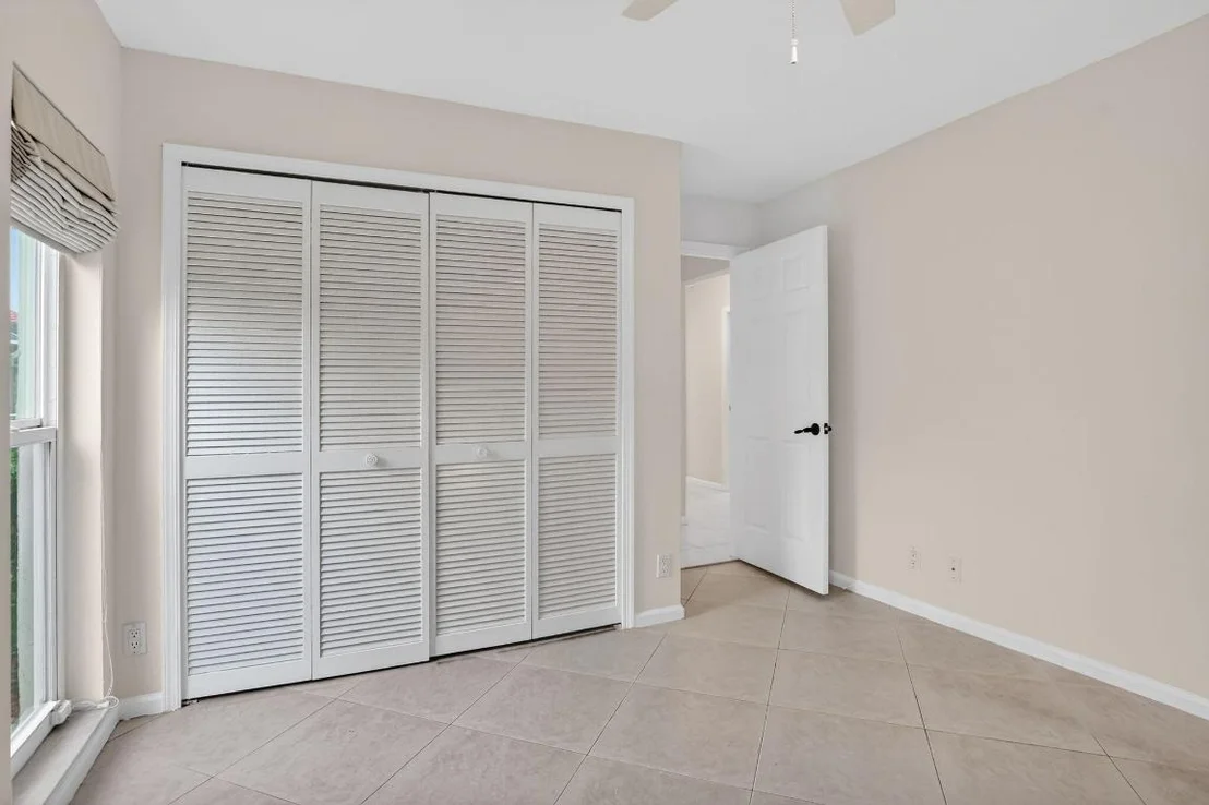 Photo of 10194 Canoe Brook Circle