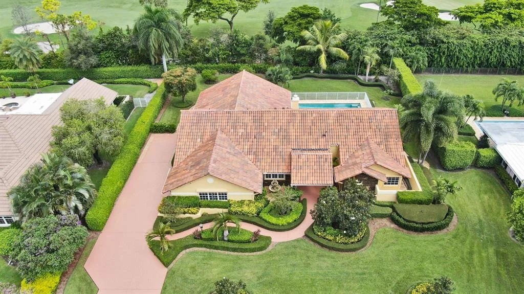 Photo of 4443 Pine Tree Drive