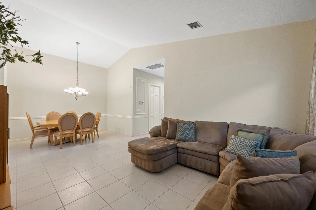 Photo of 2604 Clipper Circle