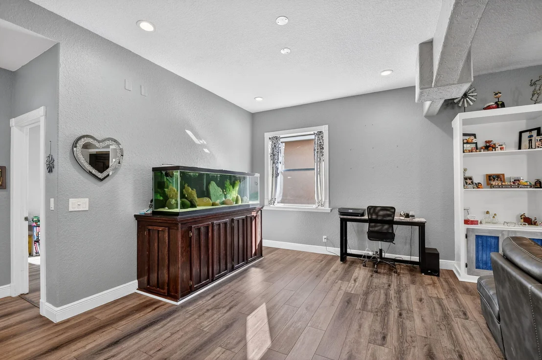 Photo of 5947 Bay Hill Circle