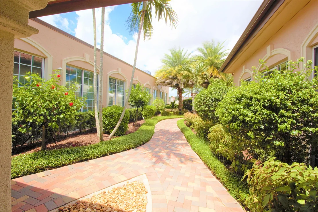 Photo of 6135 Kings Gate Circle