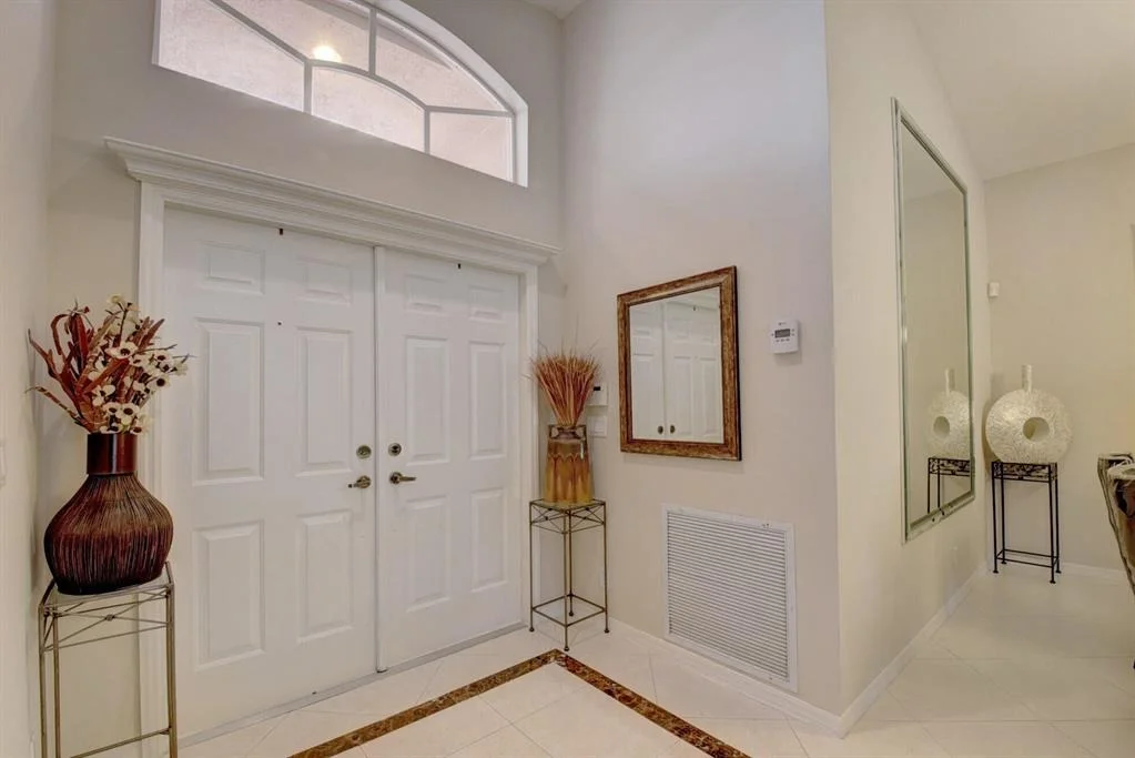 Photo of 6749 Viale Elizabeth