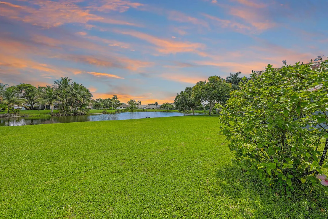 Photo of 6857 BLUE BAY Circle
