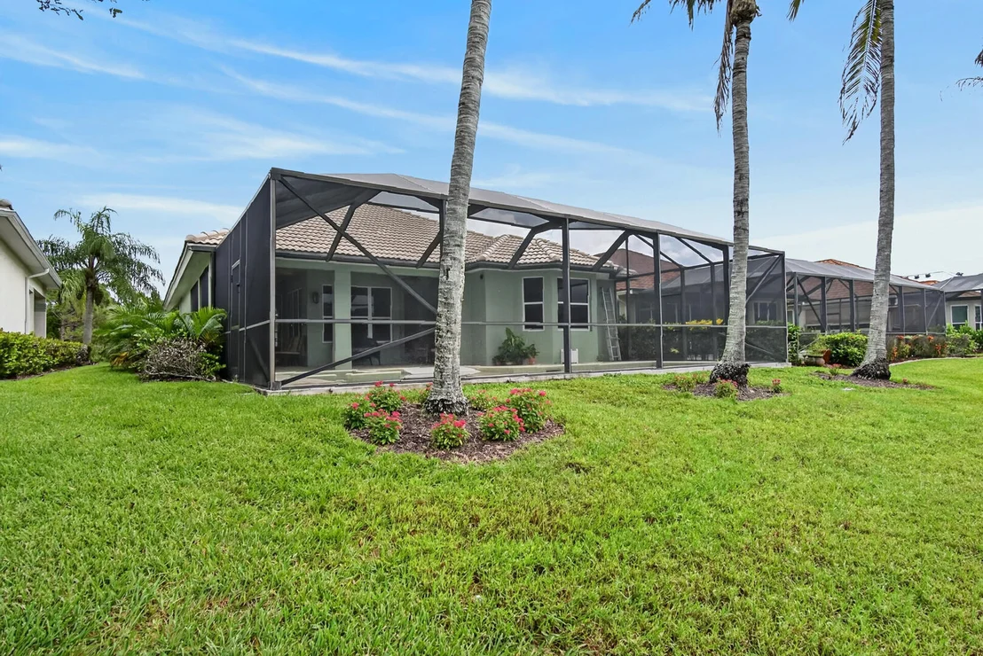 Photo of 4664 NW Red Maple Drive