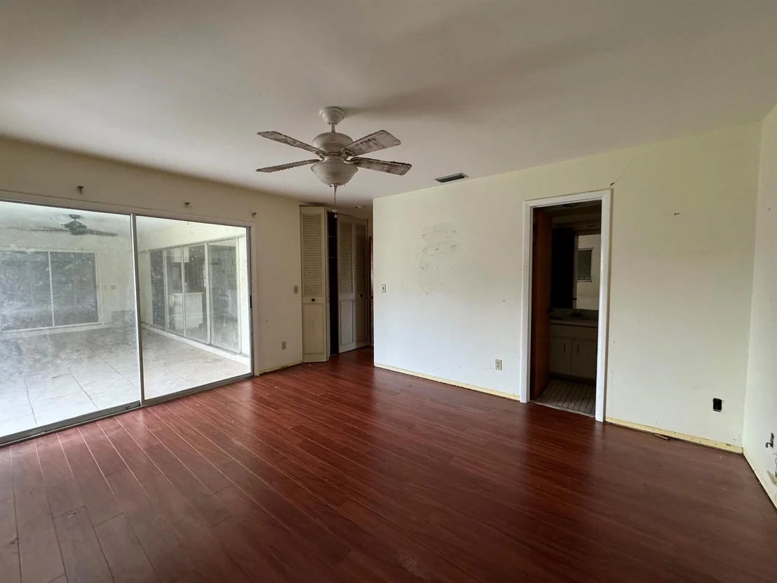 Photo of 4379 SE Bayshore Terrace