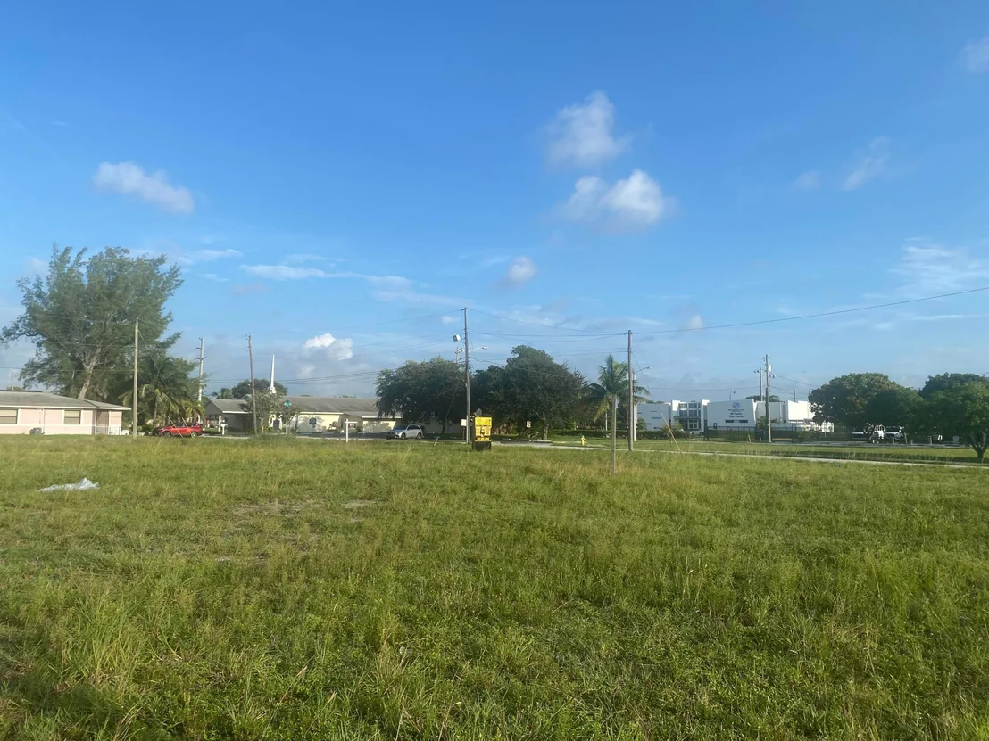 Photo of 167 S Dixie Highway