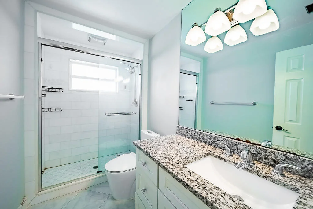 Photo of 425 Erie Drive