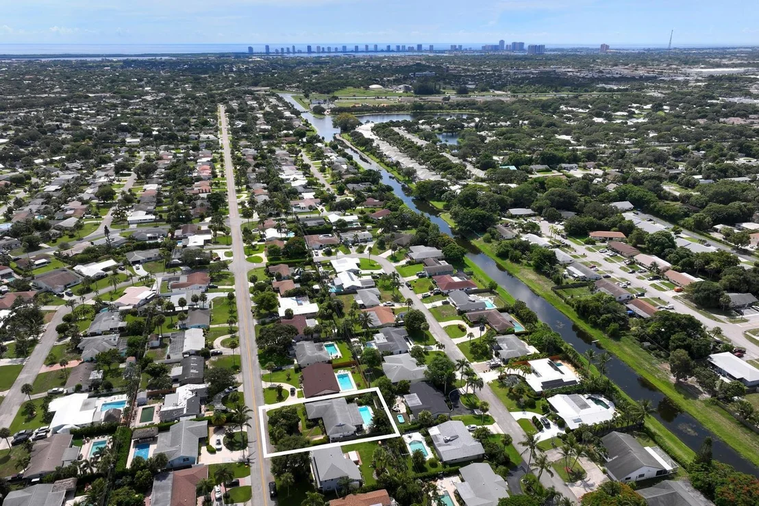 Photo of 3884 Lighthouse Drive
