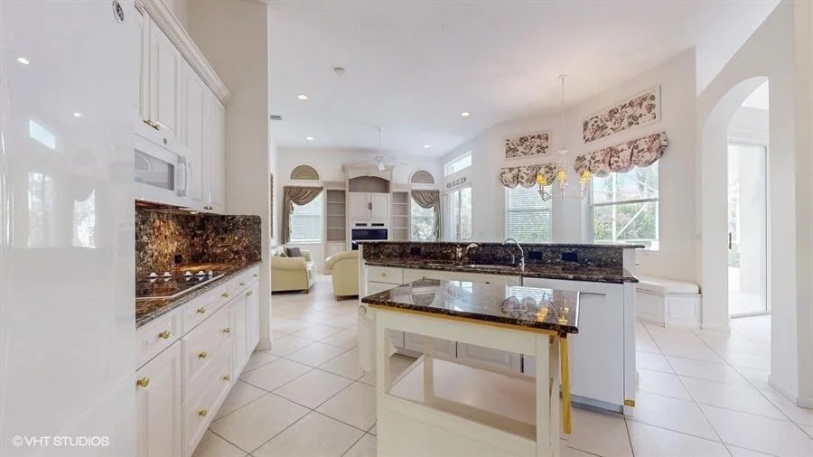 Photo of 6867 Chimere Terrace