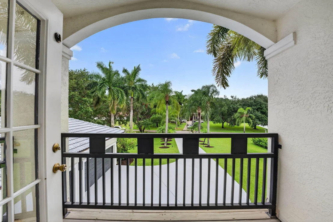 Photo of 8346 Sawpine Road