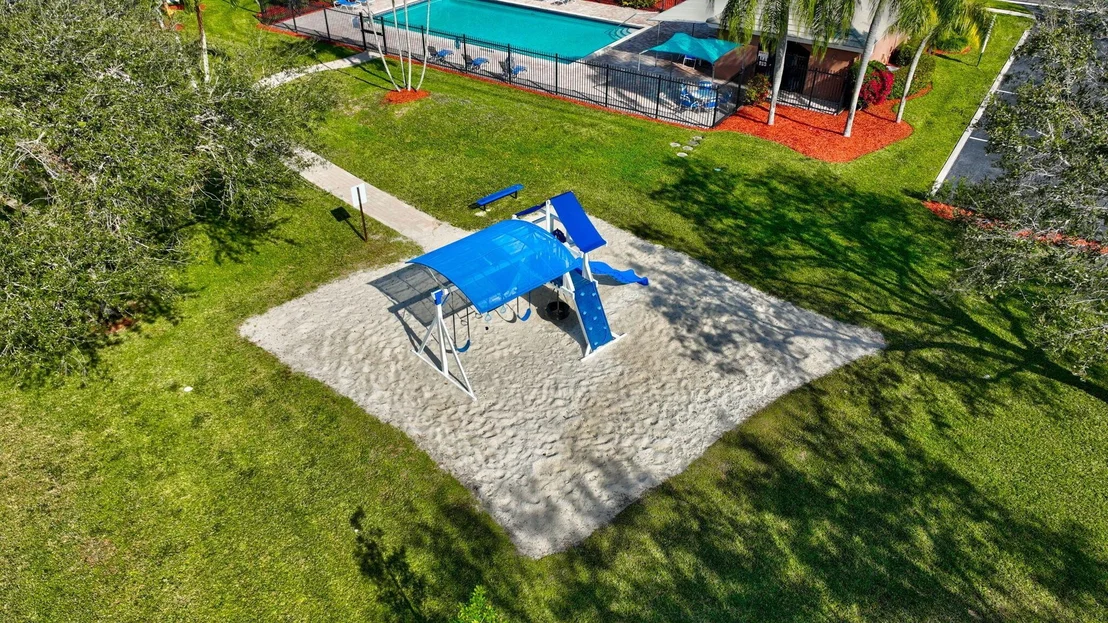 Photo of 6393 Lansdowne Circle