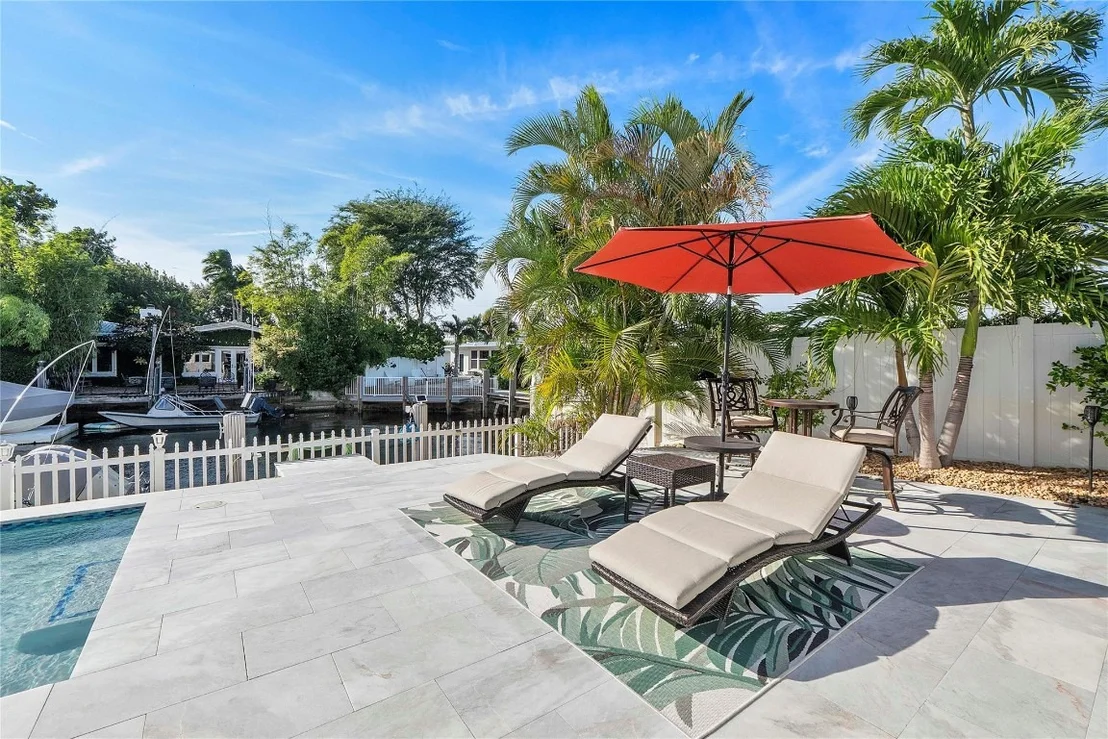 Photo of 731 SE 4th Avenue