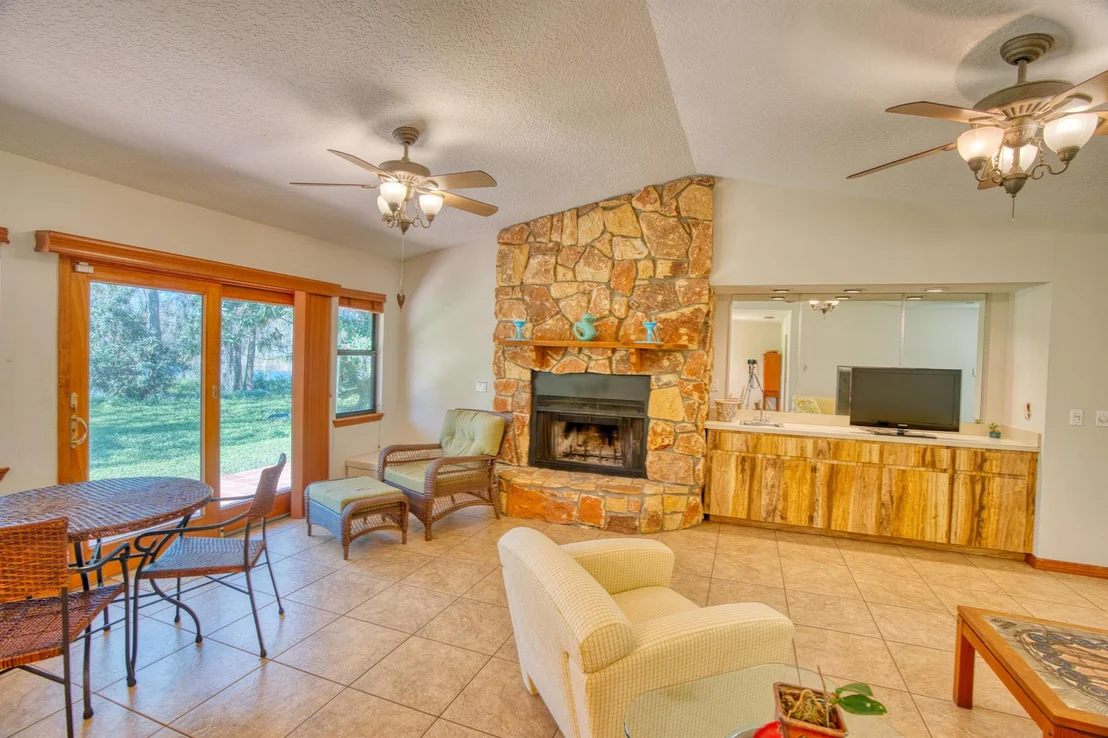 Photo of 18484 131st Trail N