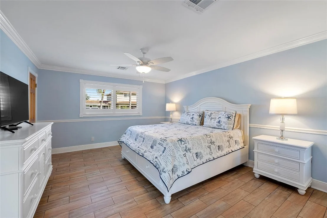 Photo of 731 SE 4th Avenue