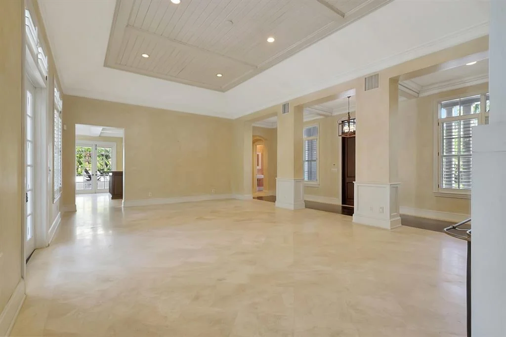 Photo of 551 White Pelican Circle