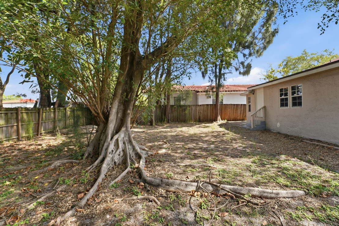 Photo of 7604 NW 3rd Avenue