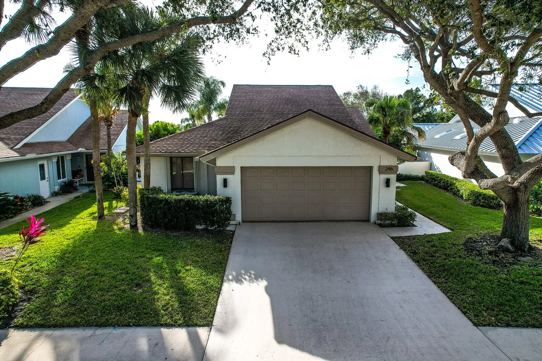 Photo of 246 Ridge Road