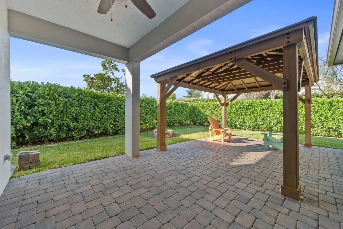 Photo of 5503 Starfish Road