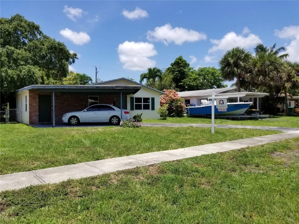 Photo of 817 NW 9th Avenue