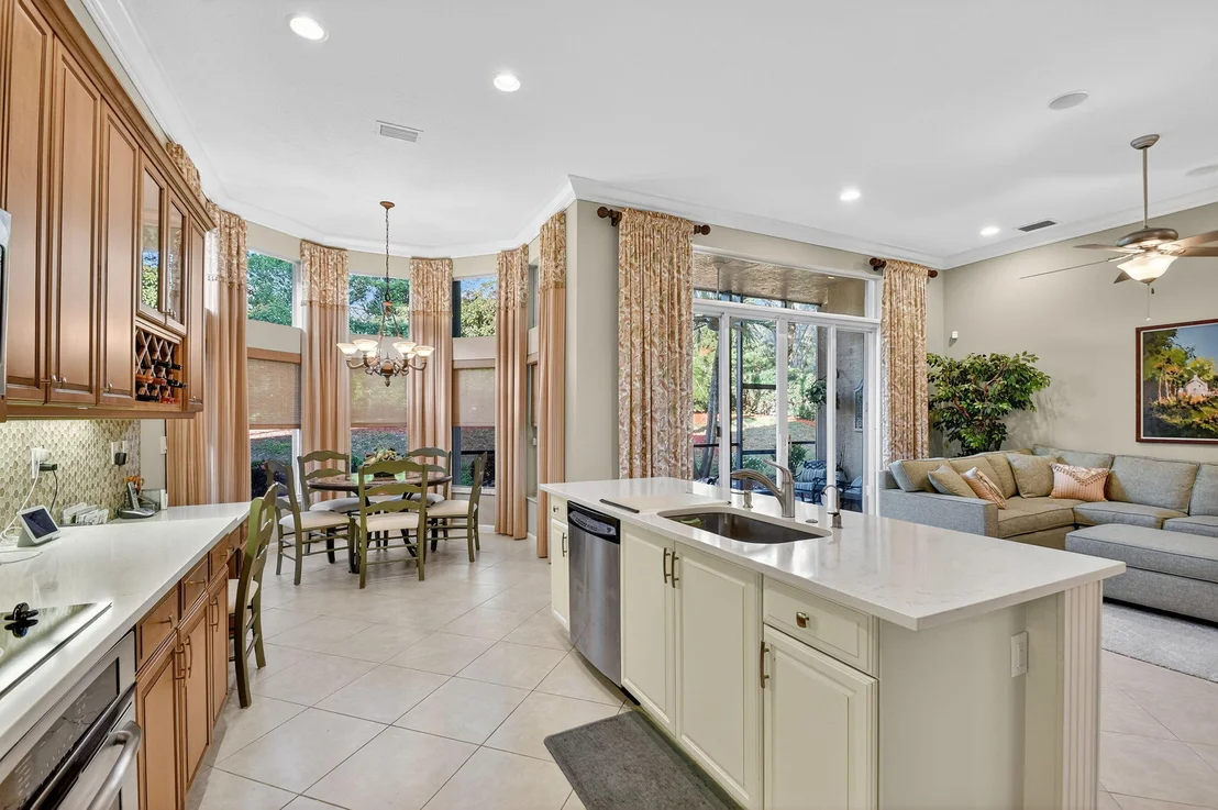 Photo of 7411 Maple Ridge Trail