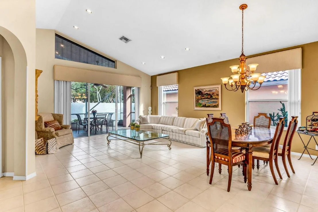 Photo of 11074 Springbrook Circle