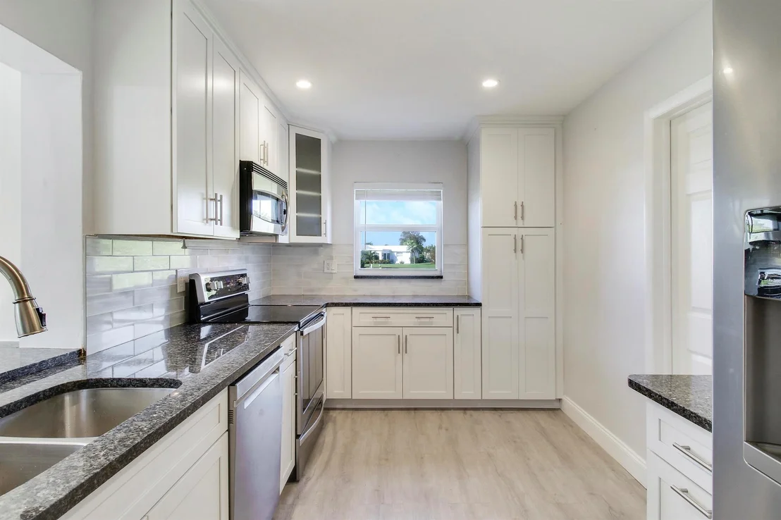 Photo of 1108 Ocean Drive