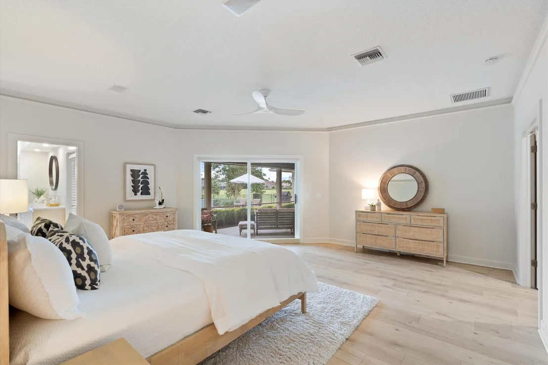 Photo of 121 Turnberry Drive