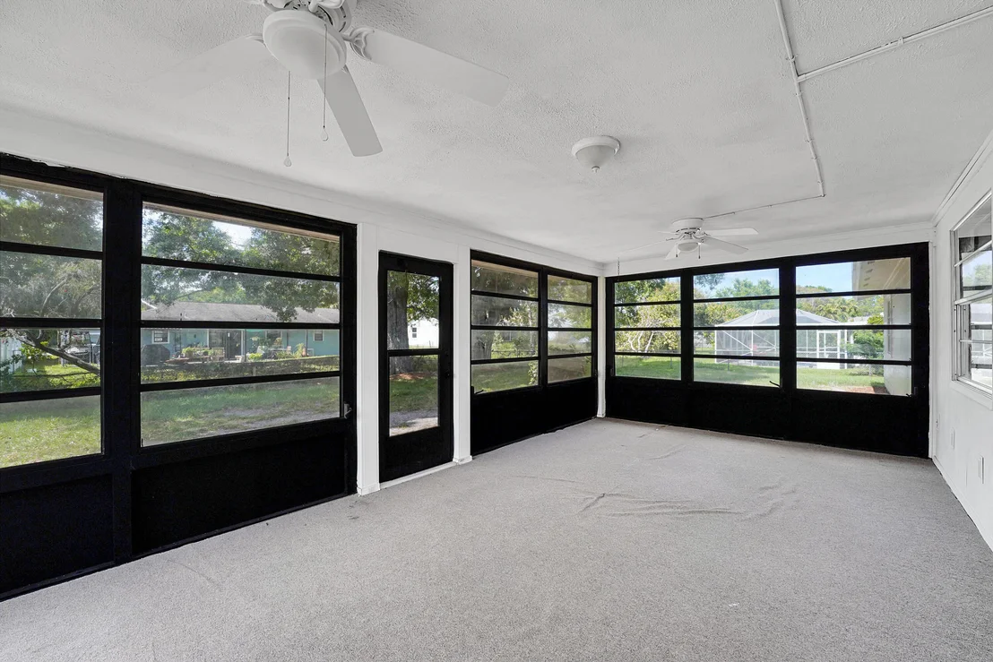 Photo of 5111 Palm Drive
